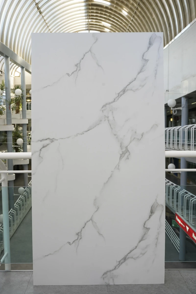 PVC Calacatta Clásico Mate